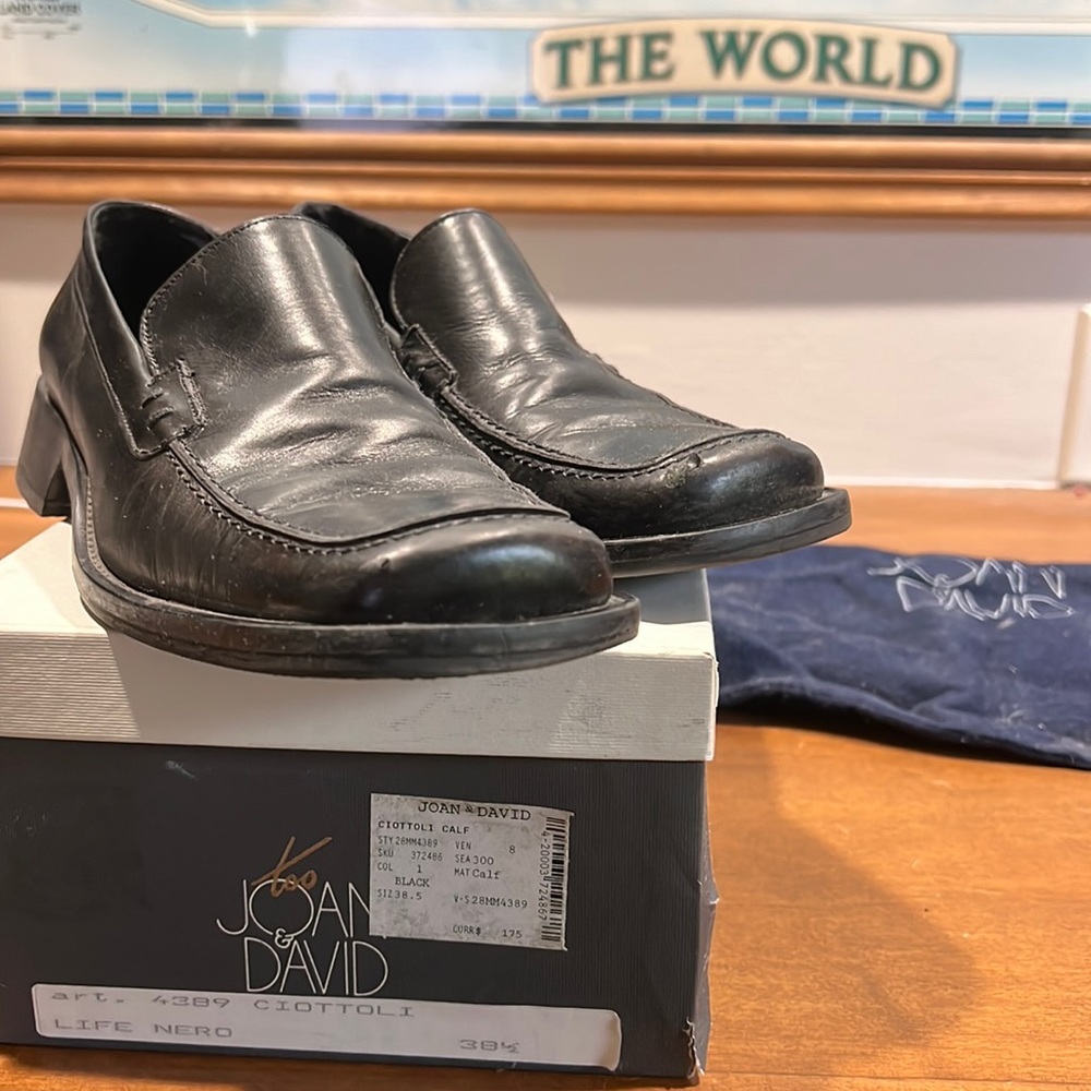 Vintage Joan & David Too Size 8 38.5 Ciottoli Calf Black